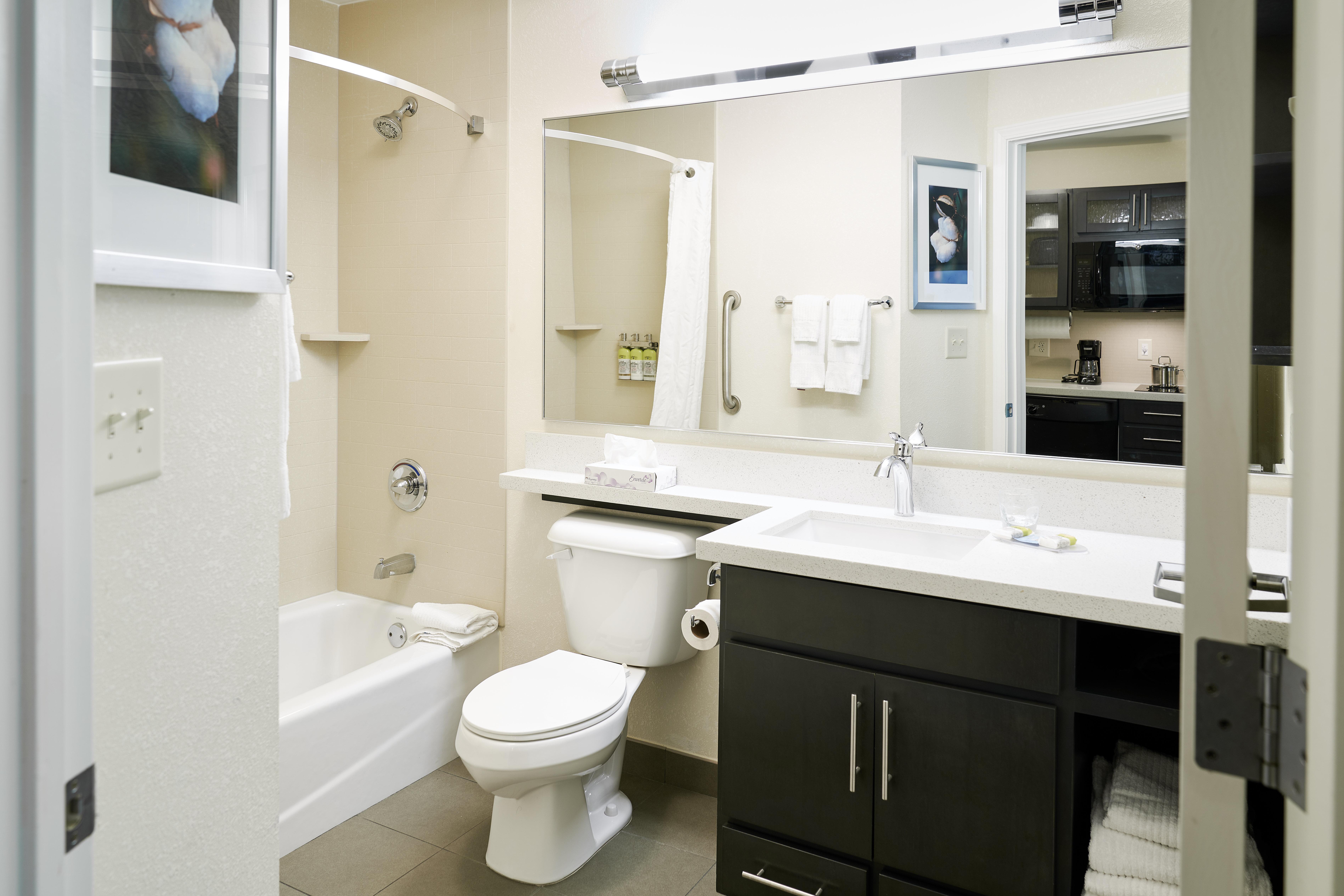 Candlewood Suites Washington North By Ihg Bagian luar foto