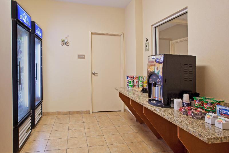 Candlewood Suites Washington North By Ihg Bagian luar foto